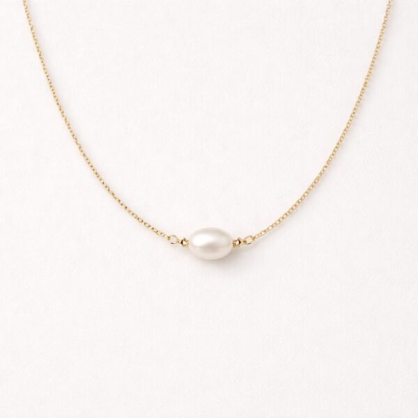 Floating Pearl Necklace